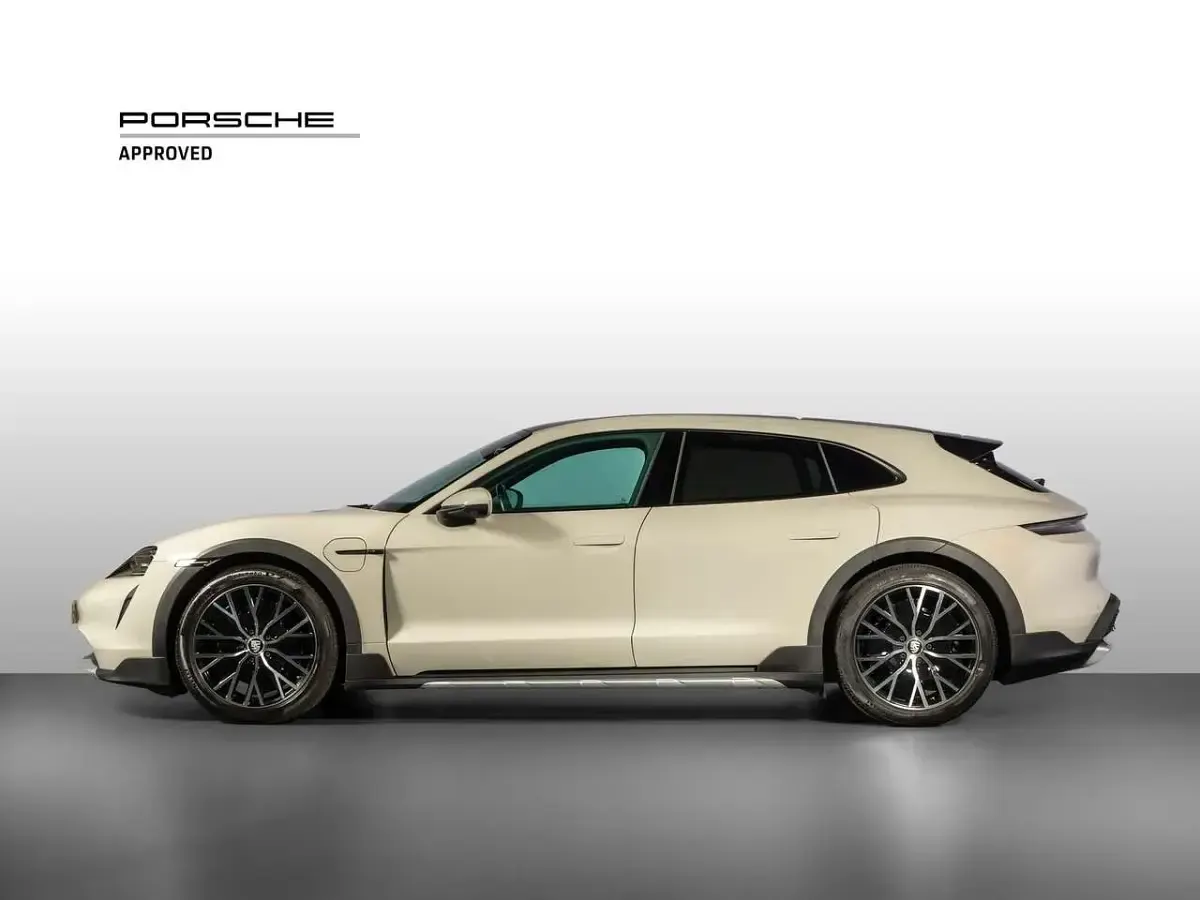 Usata Porsche Taycan 4 Cross Turismo Cross Turismo 139 kW (190 CV) 2022 Gesso Station wagon