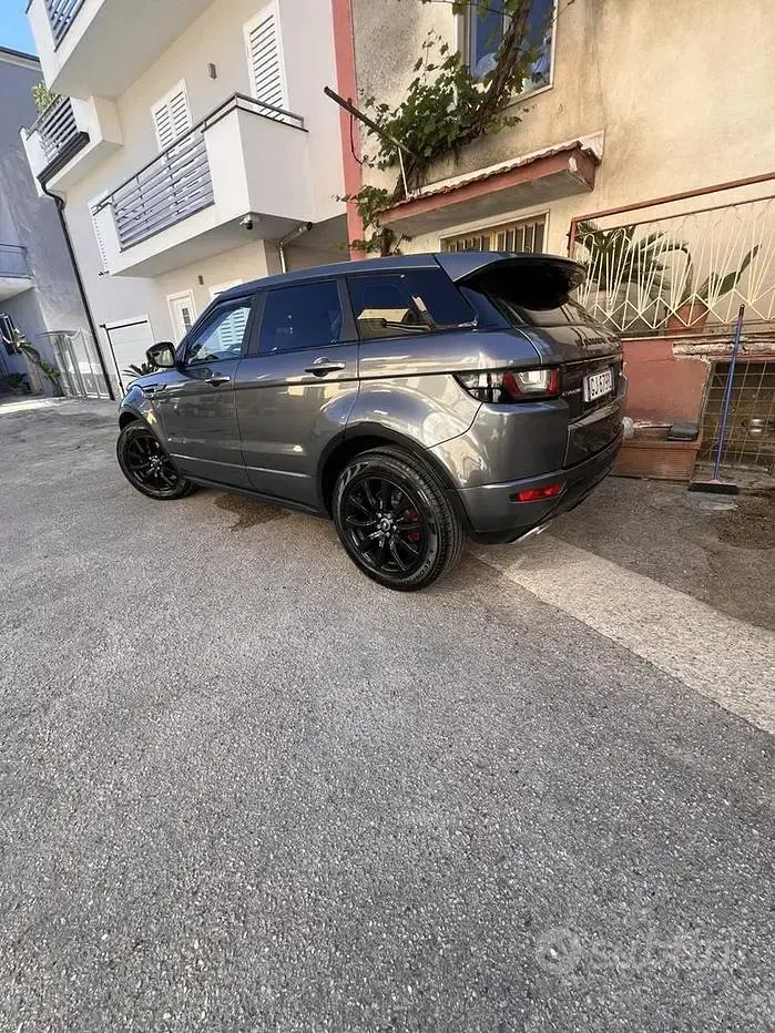 Usata Land Rover Range Rover evoque 150 CV (110 kW) 2017 SUV