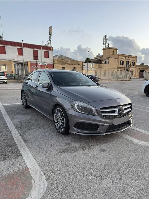 Usata Mercedes A200 2014 Grigio Berlina
