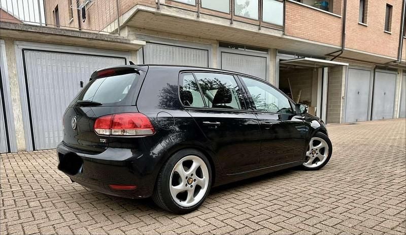 Usata VW Golf VI Comfortline 105 CV (77 kW) 2011 Utilitaria