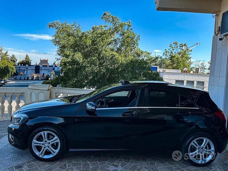 Usata Mercedes A200 136 CV (100 kW) 2013 Nero Berlina