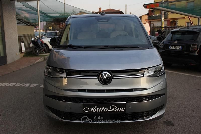 Nuova VW Multivan Edition 245 CV (180 kW) 2025 Argento Furgone