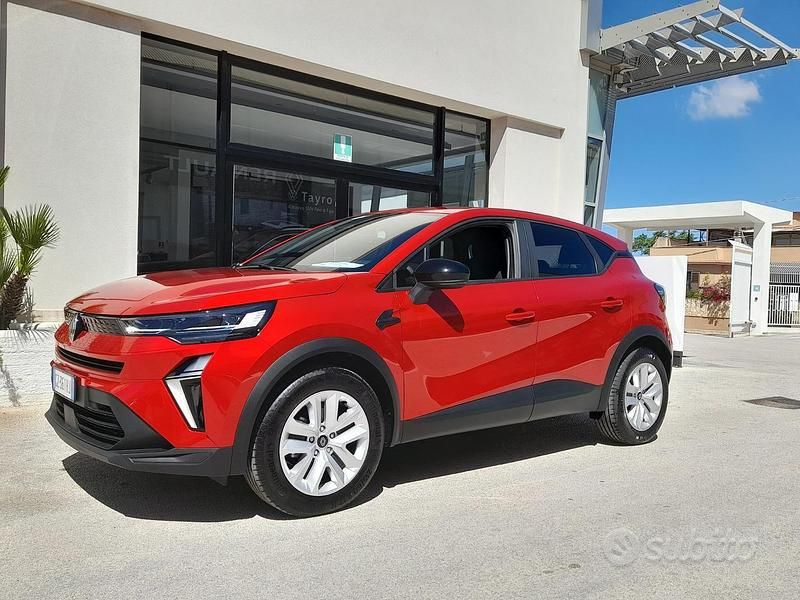 Usata Renault Captur Evolution 100 CV (73 kW) 2025 Rosso SUV