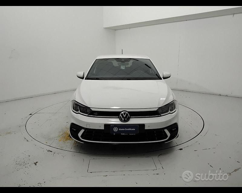 Usata VW Polo R-line 95 CV (69 kW) 2023 Bianco Utilitaria