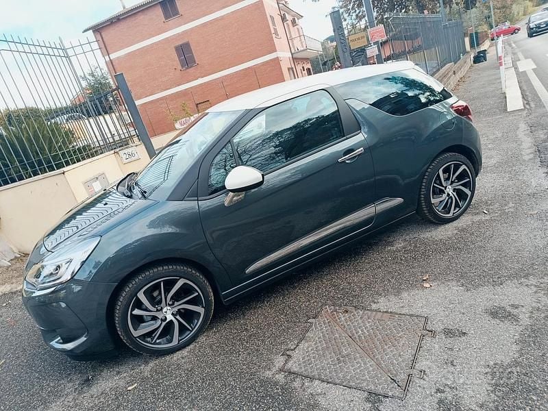 Usata DS Automobiles DS3 Sport Chic 99 CV (72 kW) 2017 Grigio Coupé