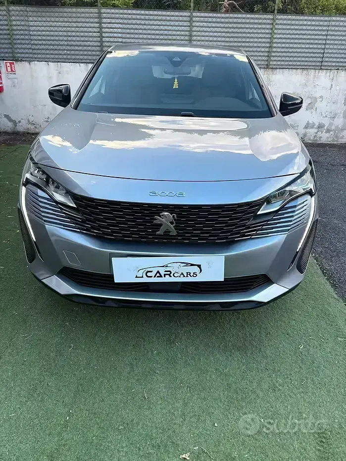 Usata Peugeot 3008 Allure 131 CV (96 kW) 2023 Grigio SUV