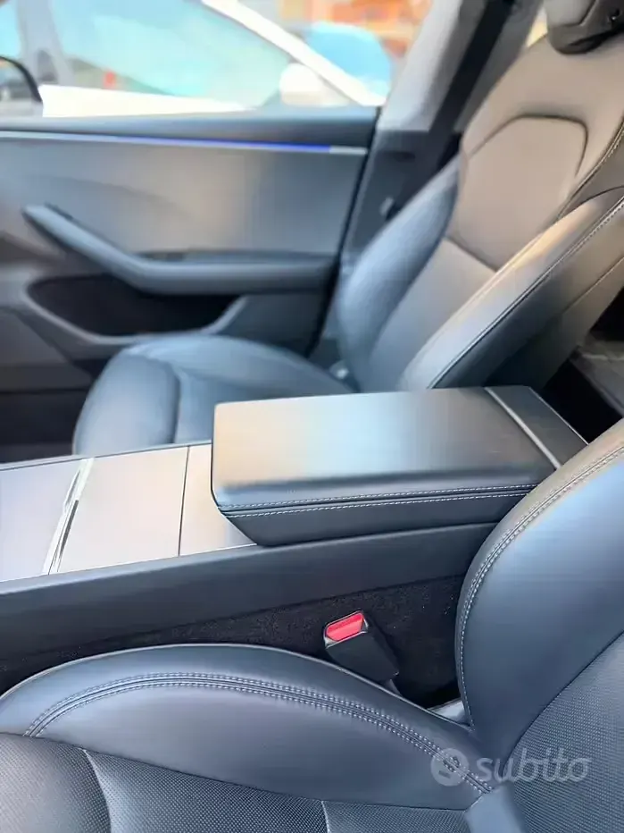 Usata Tesla Model 3 Standard Range 88 kW (120 CV) 2024 Blu Berlina