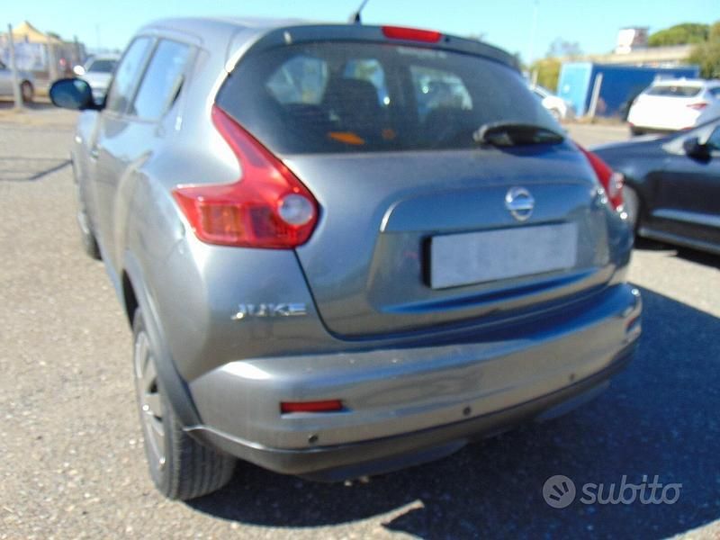 Usata Nissan Juke 110 CV (80 kW) 2012 Grigio SUV