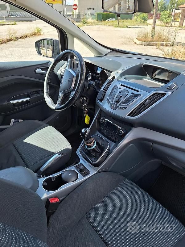Usata Ford C-MAX 120 CV (88 kW) 2014 Grigio Monovolume