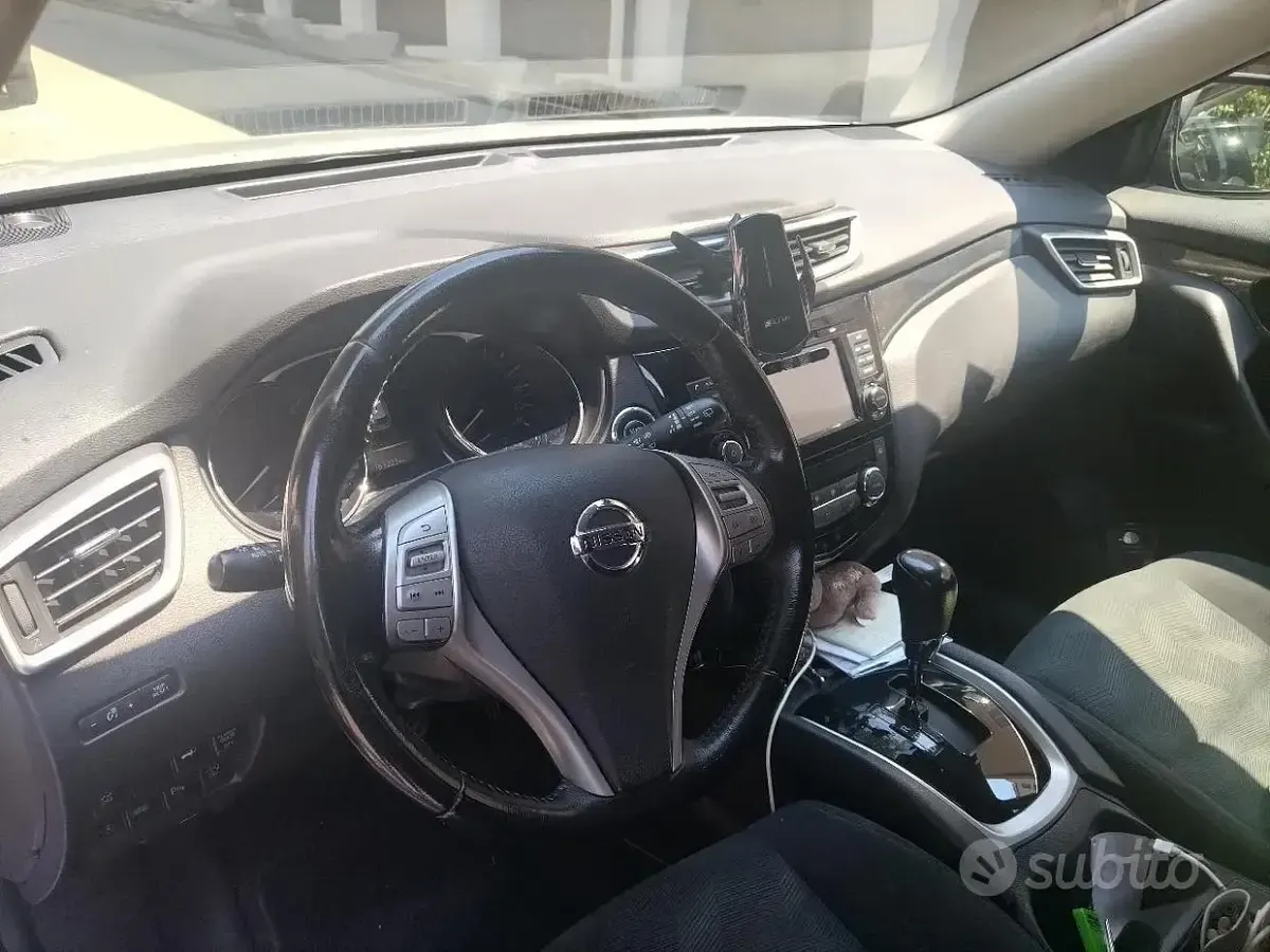 Usata Nissan X-Trail 131 CV (96 kW) 2017 Grigio SUV