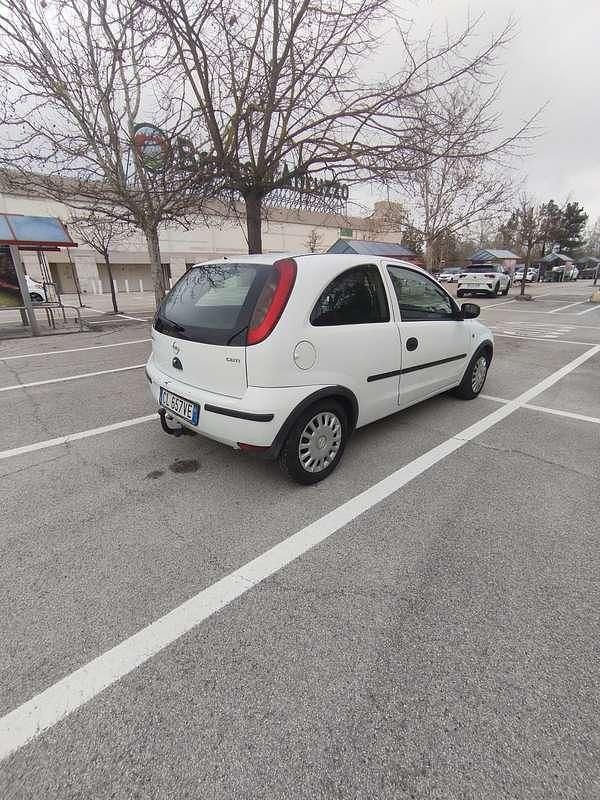 Occasion Opel Corsavan 69 ch (50 kW) 2004 Citadine
