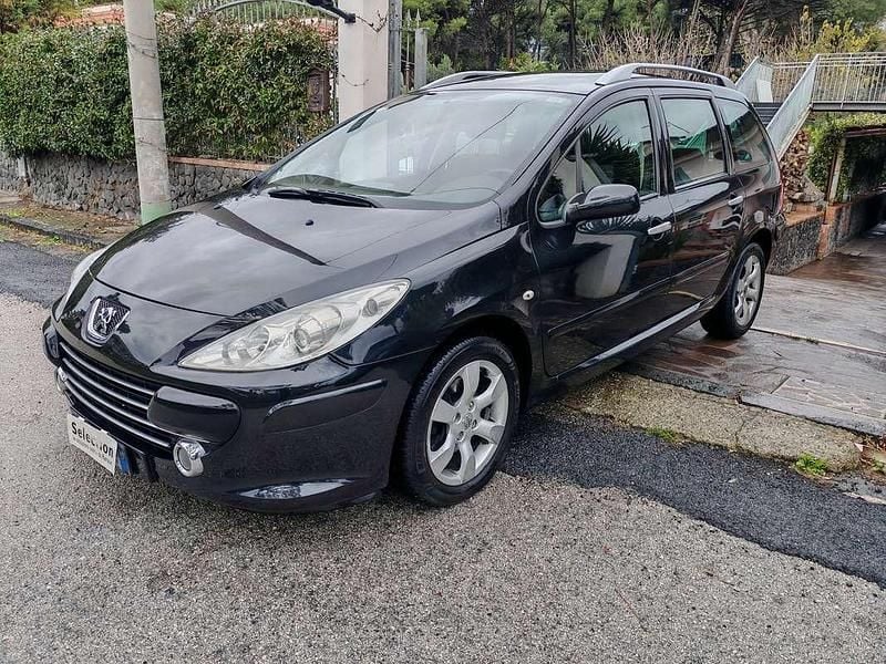 Usata Peugeot 307 109 CV (80 kW) 2007 Nero Station wagon