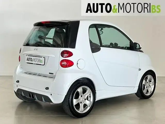 Usata Smart ForTwo Coupé Brabus 101 CV (74 kW) 2013 Bianco Coupé