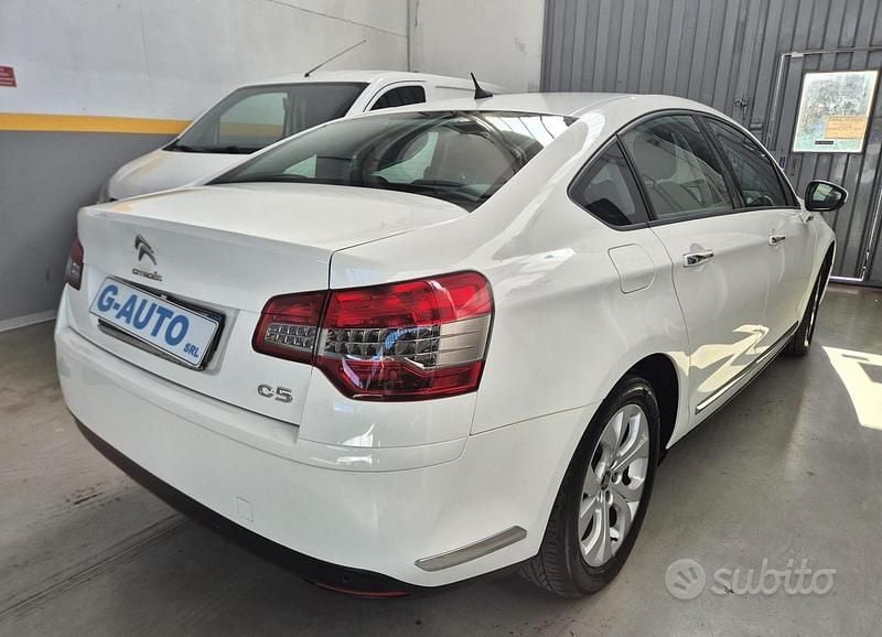 Usata Citroën C5 Business Class 140 CV (102 kW) 2013 Bianco Berlina