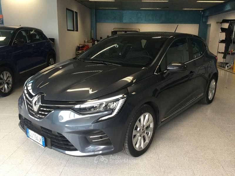 Gray Usata 2022 Renault Clio V Tre volumi | 15.900 € (Buon prezzo) - Immagine 1/4