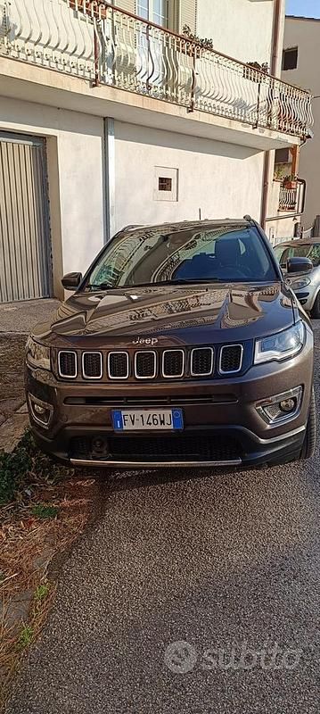 Usata Jeep Compass Limited 140 CV (102 kW) 2019 Grigio SUV