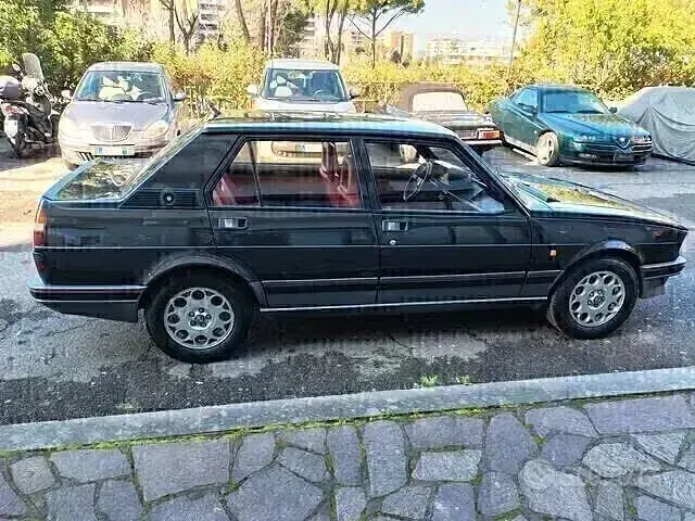 Usata Alfa Romeo Giulietta 170 CV (125 kW) 1987 Grigio Berlina