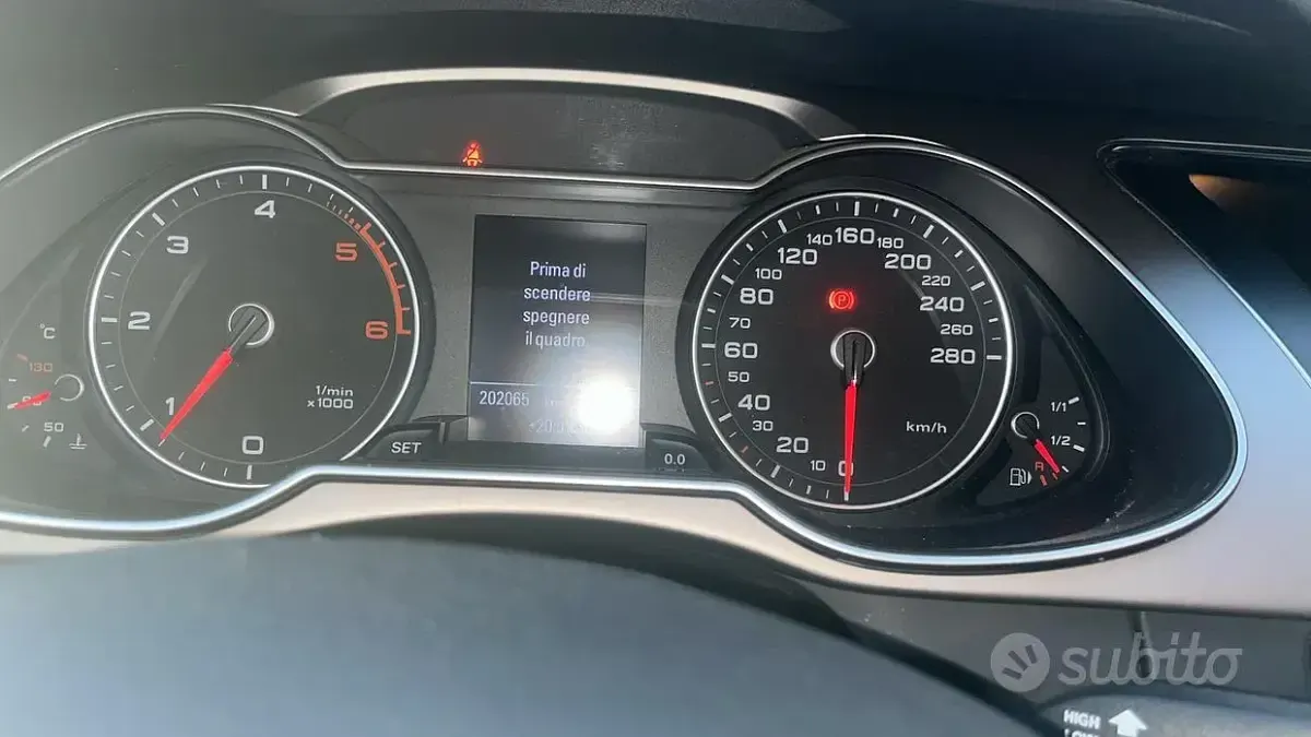 Usata Audi A4 120 CV (88 kW) 2013 Bianco Station wagon