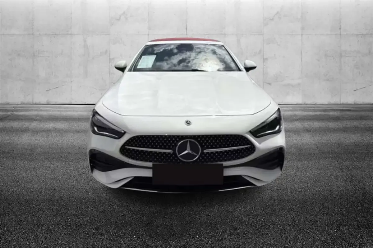Usata Mercedes CLE450 Advanced 381 CV (280 kW) 2025 Bianco Cabrio