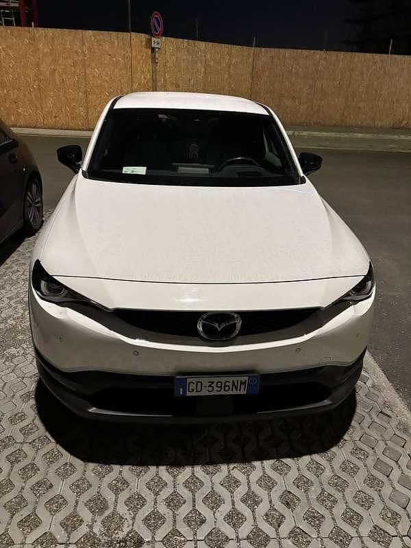Usata Mazda MX30 80 kW (110 CV) 2021 Bianco SUV
