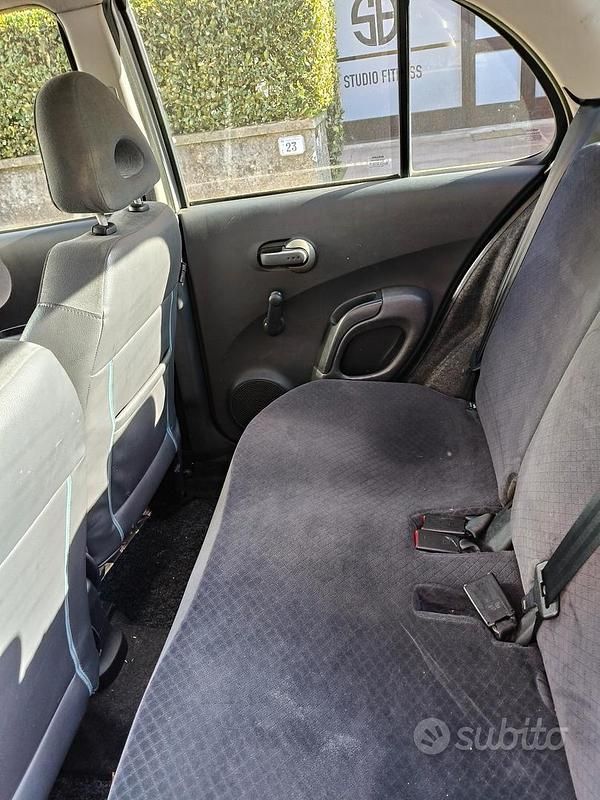Usata Nissan Micra 86 CV (63 kW) 2004 Grigio Utilitaria
