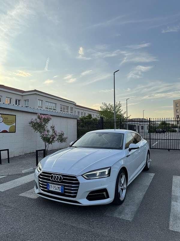 Usata Audi A5 Sportback Ambiente 190 CV (139 kW) 2018 Utilitaria