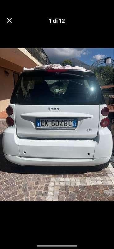 Usata 2011 Smart ForTwo Coupé Due volumi | 3800 € (Ottimo prezzo) - Immagine 1/4