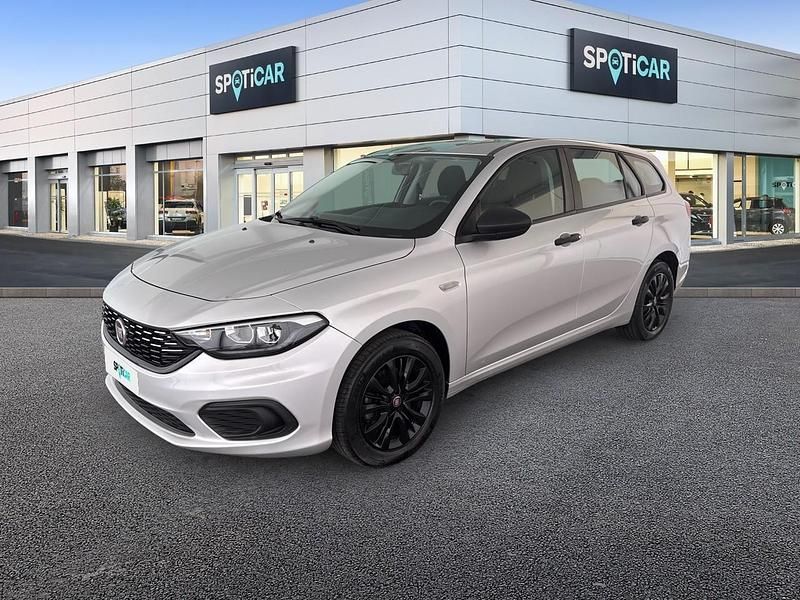 Grigio Usata 2019 Fiat Tipo Street Station wagon | 14.450 € (Molto cara) - Immagine 1/4