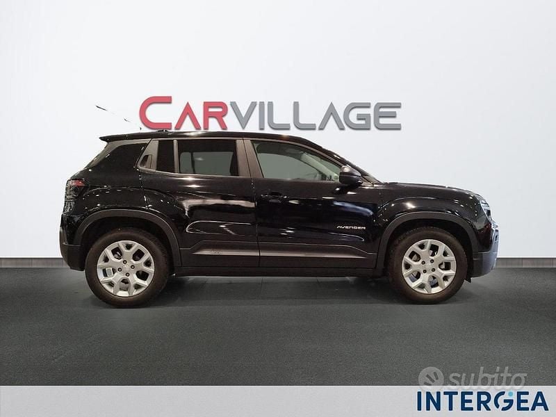 Usata Jeep Avenger Altitude 101 CV (74 kW) 2023 Nero SUV