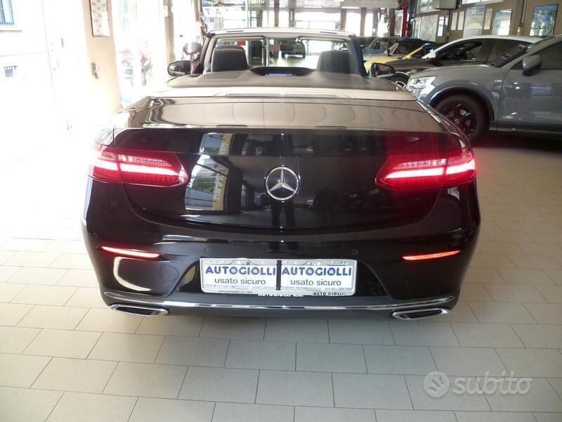 Usata Mercedes E220 Business 194 CV (142 kW) 2021 Nero Cabrio