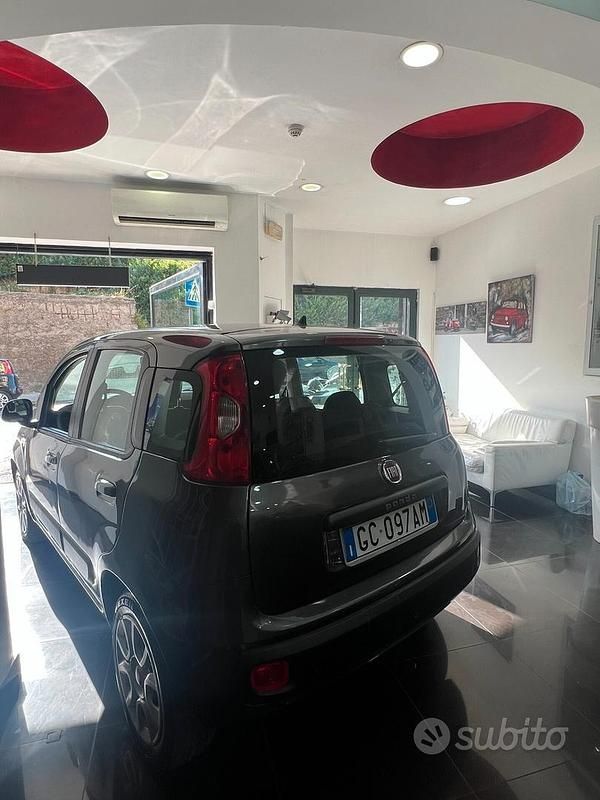 Usata Fiat Panda Lounge 69 CV (50 kW) 2019 Grigio Utilitaria