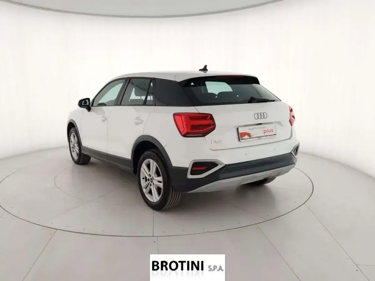Usata Audi Q2 Advanced 150 CV (110 kW) 2023 Bianco SUV