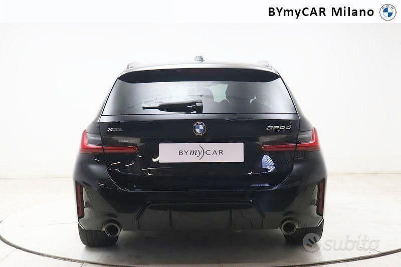 Usata BMW 320e M Sport 190 CV (139 kW) 2024 Nero Station wagon