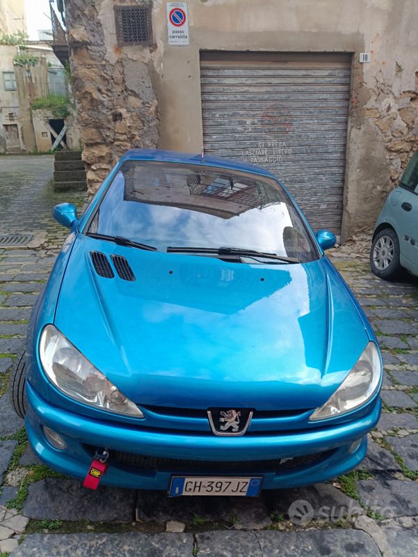 Usata Peugeot 206 CC 109 CV (80 kW) 2001 Blu Cabrio