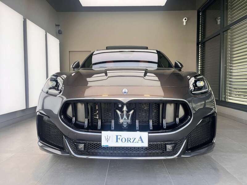 Usata Maserati Grecale 530 CV (389 kW) 2022 Grigio lava SUV