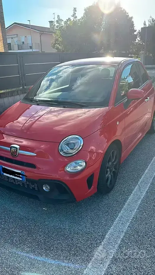 Usata Abarth 595 70th Anniversary 140 CV (102 kW) 2017 Rosso Utilitaria
