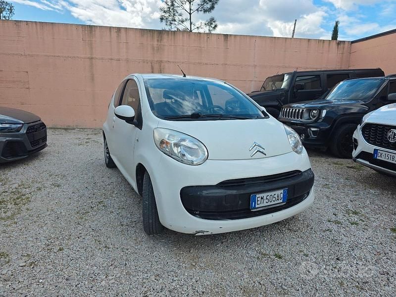 Usata Citroën C1 55 CV (40 kW) 2013 Bianco Utilitaria
