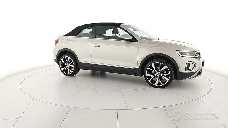 Usata VW T-Roc Cabriolet Style 150 CV (110 kW) 2024 Giallo Cabrio