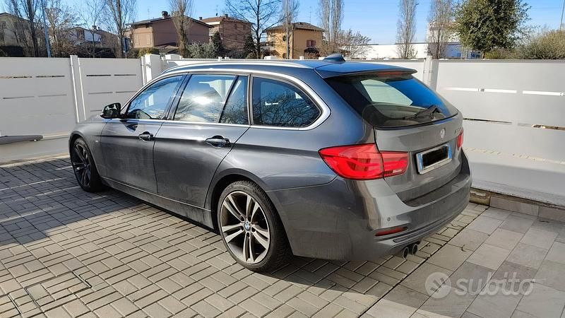 Usata BMW 320 Sport Line 2018 Grigio Station wagon