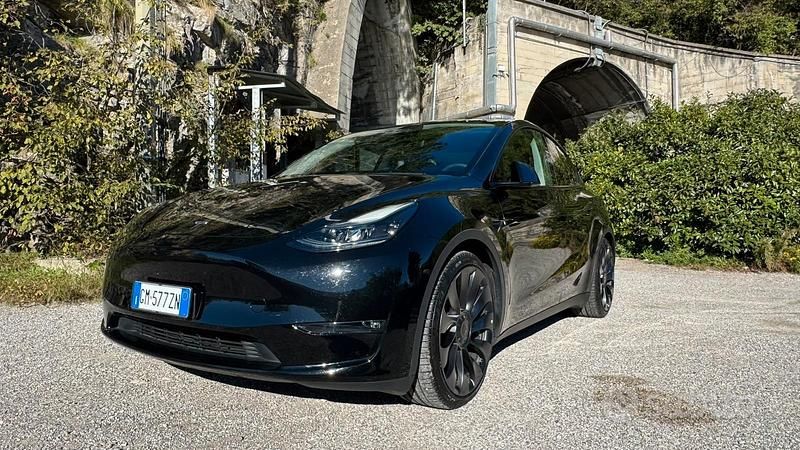 Occasion Tesla Model Y Performance 392 kW (534 ch) 2023 Noir SUV