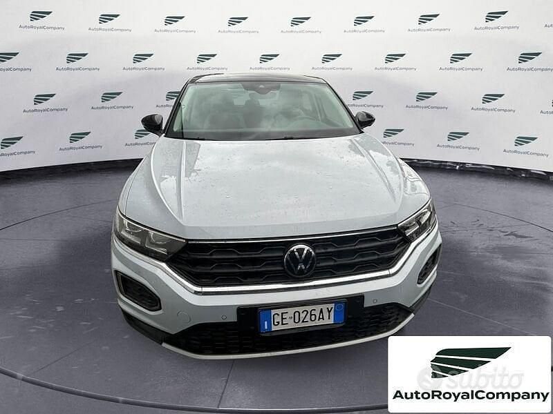 Usata VW T-Roc Advance 150 CV (110 kW) 2024 Grigio SUV