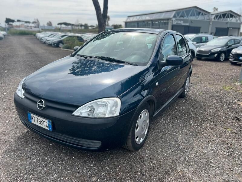 Usata Opel Corsa 65 CV (47 kW) 2001 Blu Berlina
