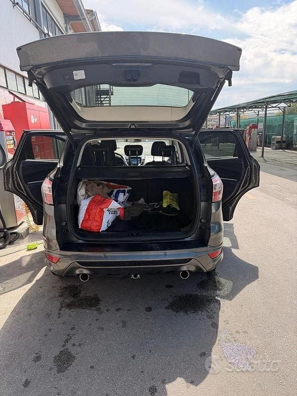 Usata Ford Kuga Vignale 2017 Grigio SUV