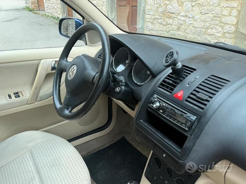 Usata VW Polo 75 CV (55 kW) 2001 Blu Berlina