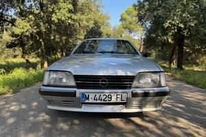 Usata Opel Monza 180 CV (132 kW) 1983 Grigio Coupé