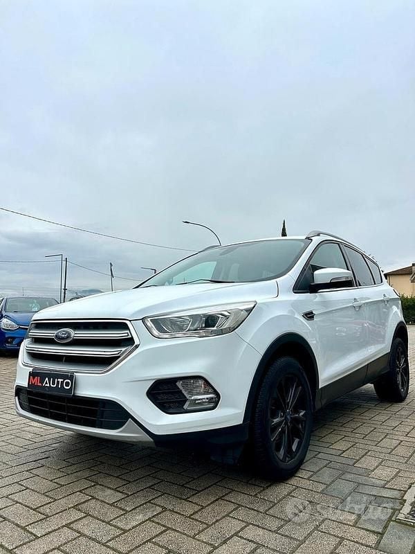 Usata Ford Kuga ST-Line 120 CV (88 kW) 2018 Bianco SUV