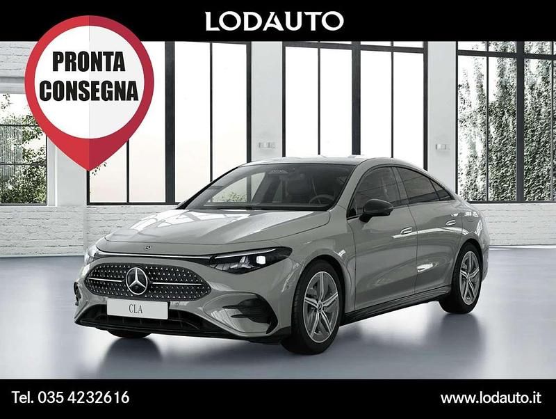Grigio Nuova 2026 Mercedes CLA180 AMG Line Premium Berlina | 48.700 € - Immagine 1/3