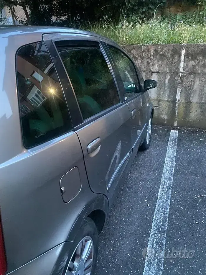 Usata Lancia Musa 90 CV (66 kW) 2007 Monovolume
