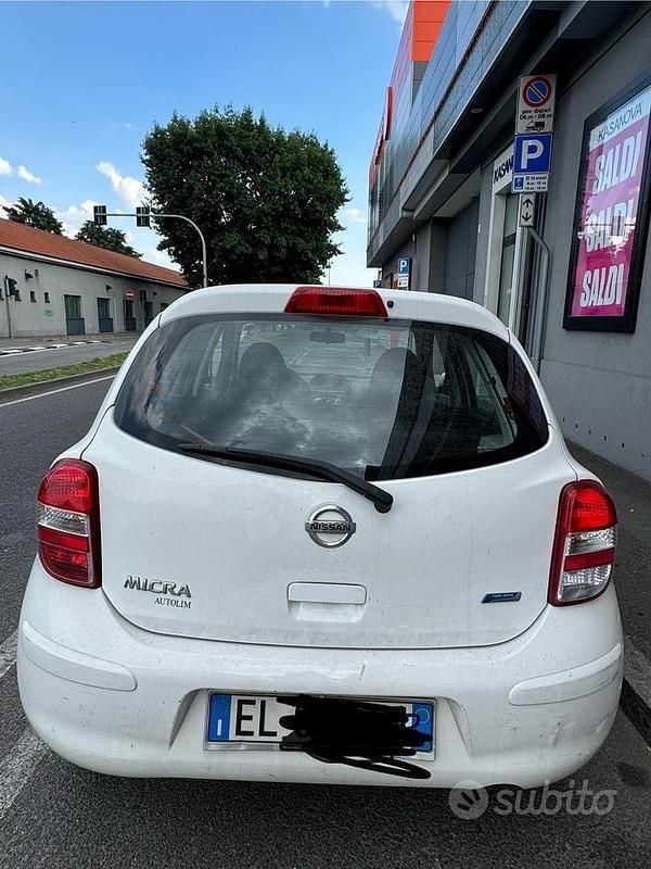 Usata Nissan Micra 80 CV (58 kW) 2012 Bianco Utilitaria