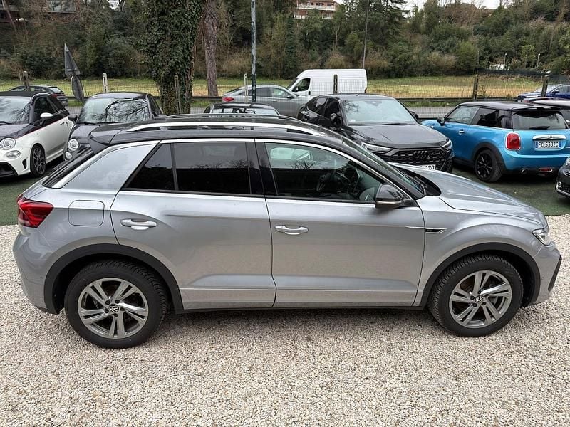 Usata VW T-Roc Life 150 CV (110 kW) 2024 Grigio SUV